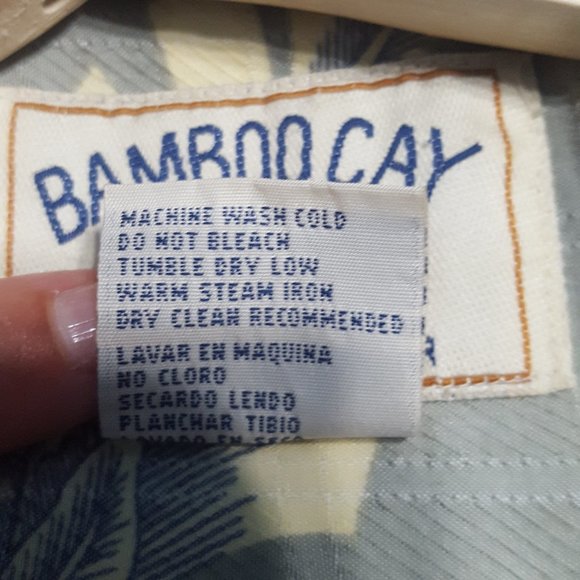 Bamboo Cay Men's Tropical Button Down Shirt - Picture 6 of 7